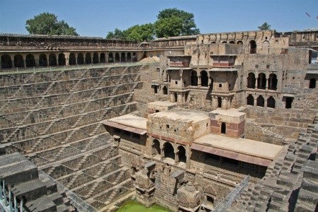 ZLATÝ TROJÚHELNÍK - 5