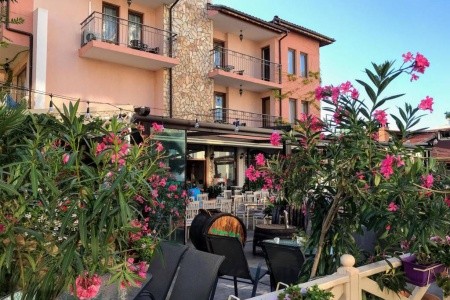 Oleander House And Tennis Club - 6