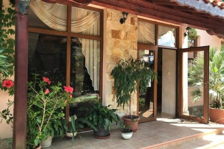 Oleander House And Tennis Club - 9