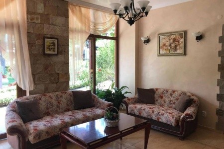 Oleander House And Tennis Club - 10