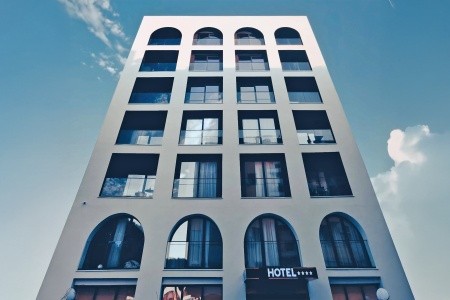 Albánie, Durrës, Bounty, za <span>23.090</span> Kč