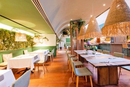 Španielsko Barcelona Aparthotel Atenea Barcelona 4 dňový pobyt Raňajky Letecky Letisko: Praha August 2026 (22/08/26-25/08/26)