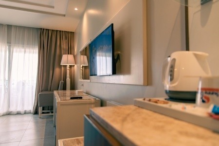 Egypt Hurghada Sunny Days El Palacio Resort & Spa 7 dňový pobyt All Inclusive Letecky Letisko: Viedeň July 2026 ( 8/07/26-14/07/26)