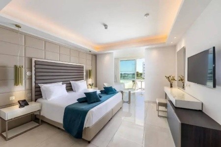 Chrysomare Beach & Resort - 11