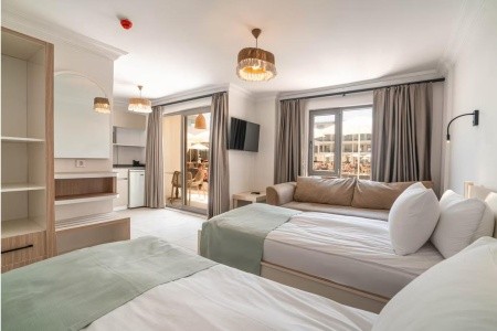 Victoria Princess - 24