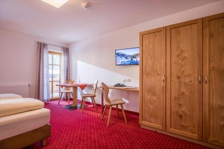 Rakúsko Tirolsko Gasthof Brixnerwirt & Nebenhaus Freidhof (Brixen Im Thale) 5 dňový pobyt Polpenzia Vlastná October 2026 ( 7/10/26-11/10/26)