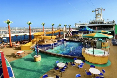 Norwegian Jewel - 4