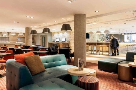 Veľká Británia Edinburgh Ibis Edinburgh Centre South Bridge 4 dňový pobyt Raňajky Letecky Letisko: Praha October 2026 (19/10/26-22/10/26)