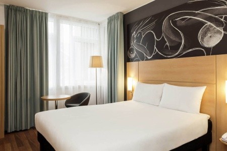 Veľká Británia Edinburgh Ibis Edinburgh Centre South Bridge 4 dňový pobyt Raňajky Letecky Letisko: Praha October 2026 (19/10/26-22/10/26)