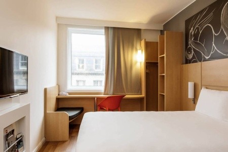 Veľká Británia Edinburgh Ibis Edinburgh Centre South Bridge 4 dňový pobyt Raňajky Letecky Letisko: Praha October 2026 (19/10/26-22/10/26)