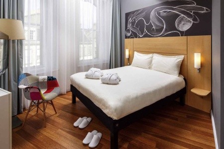 Veľká Británia Edinburgh Ibis Edinburgh Centre South Bridge 4 dňový pobyt Raňajky Letecky Letisko: Praha October 2026 (19/10/26-22/10/26)