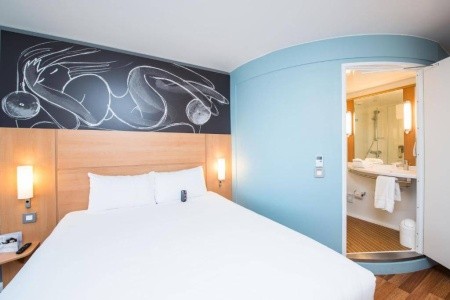 Veľká Británia Edinburgh Ibis Edinburgh Centre South Bridge 4 dňový pobyt Raňajky Letecky Letisko: Praha October 2026 (19/10/26-22/10/26)