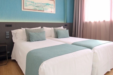 Španielsko Barcelona Aparthotel Atenea Barcelona 4 dňový pobyt Raňajky Letecky Letisko: Praha August 2026 (22/08/26-25/08/26)