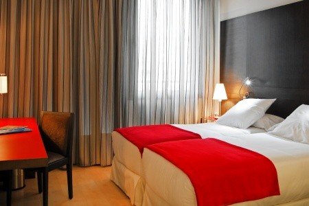 Španielsko Barcelona Grupotel Gran Via 678 12 dňový pobyt Raňajky Letecky Letisko: Praha July 2026 (28/07/26- 8/08/26)