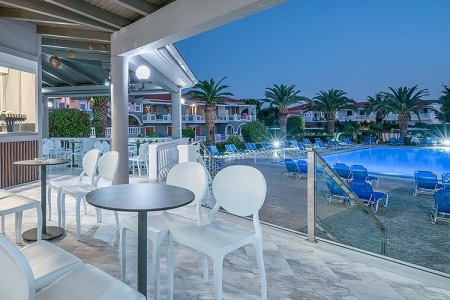 Golden Sun Hotel - 14