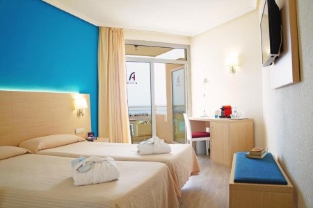 Kanárske ostrovy Tenerife Alexandre Troya 9 dňový pobyt Polpenzia Letecky Letisko: Budapešť February 2027 ( 6/02/27-14/02/27)
