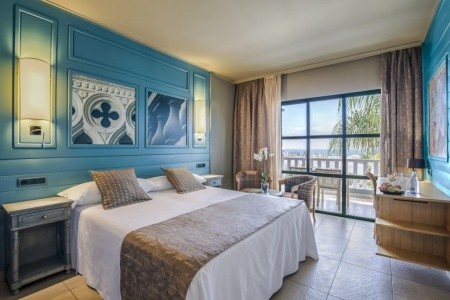 Kanárske ostrovy Tenerife Colón Guanahaní 8 dňový pobyt Plná penzia Letecky Letisko: Viedeň December 2026 ( 5/12/26-12/12/26)