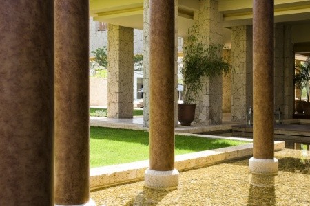 Kanárske ostrovy Tenerife Bahia Del Duque Resort 9 dňový pobyt Raňajky Letecky Letisko: Budapešť December 2026 (11/12/26-19/12/26)