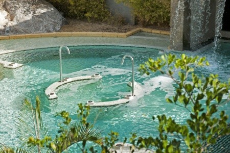 Kanárske ostrovy Tenerife Bahia Del Duque Resort 9 dňový pobyt Raňajky Letecky Letisko: Budapešť December 2026 (11/12/26-19/12/26)