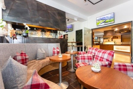 Rakúsko Saalbach / Hinterglemm Almrausch 5 dňový pobyt Polpenzia Vlastná August 2026 (30/08/26- 3/09/26)
