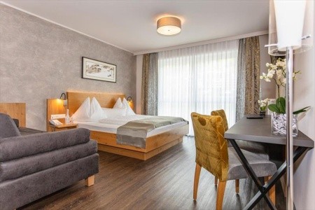 Rakúsko Saalbach / Hinterglemm Almrausch 5 dňový pobyt Polpenzia Vlastná August 2026 (30/08/26- 3/09/26)