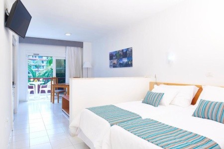 Kanárske ostrovy Tenerife Coral Teide Mar 8 dňový pobyt Raňajky Letecky Letisko: Budapešť November 2026 (28/11/26- 5/12/26)