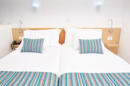 Kanárske ostrovy Tenerife Coral Teide Mar 8 dňový pobyt Raňajky Letecky Letisko: Budapešť November 2026 (28/11/26- 5/12/26)