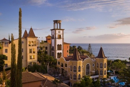 Kanárske ostrovy Tenerife Bahia Del Duque Casas Ducales 9 dňový pobyt Polpenzia Letecky Letisko: Budapešť February 2027 (19/02/27-27/02/27)