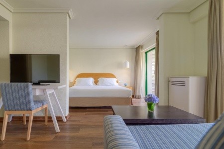 Kanárske ostrovy Tenerife H10 Tenerife Playa 12 dňový pobyt Polpenzia Letecky Letisko: Budapešť December 2026 (12/12/26-23/12/26)