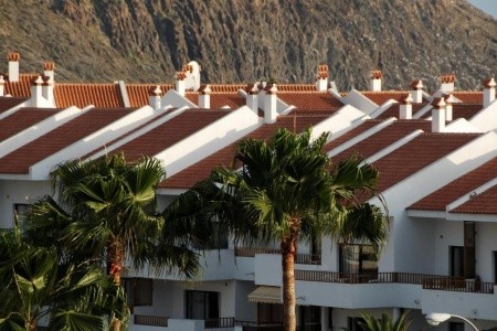 Kanárske ostrovy Tenerife Hg Cristian Sur 8 dňový pobyt Raňajky Letecky Letisko: Budapešť December 2026 ( 5/12/26-12/12/26)