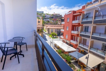 Kanárske ostrovy Tenerife Nopal 8 dňový pobyt Raňajky Letecky Letisko: Viedeň December 2026 ( 5/12/26-12/12/26)