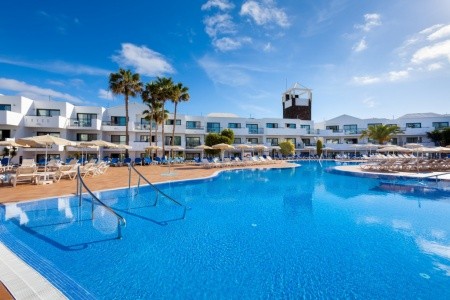 Kanárske ostrovy Lanzarote Thb Lanzarote Beach 5 dňový pobyt Polpenzia Letecky Letisko: Bratislava February 2027 (11/02/27-15/02/27)