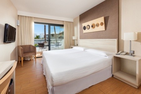 Kanárske ostrovy Lanzarote Thb Lanzarote Beach 5 dňový pobyt Polpenzia Letecky Letisko: Bratislava February 2027 (11/02/27-15/02/27)