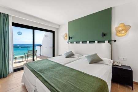 Kanárske ostrovy Lanzarote Thb Lanzarote Beach 5 dňový pobyt Polpenzia Letecky Letisko: Bratislava February 2027 (11/02/27-15/02/27)
