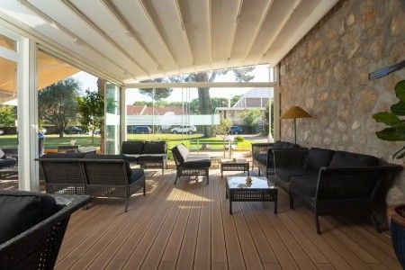 Adria - 8