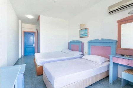 Eva Beach (Ex. Holiday Line) - 32