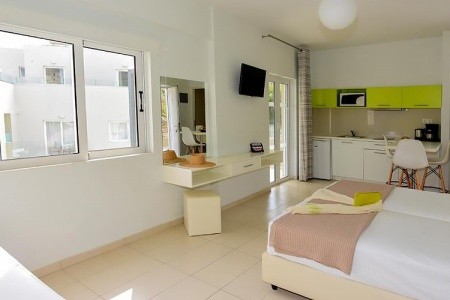 Blue Horizon Apartments - 17