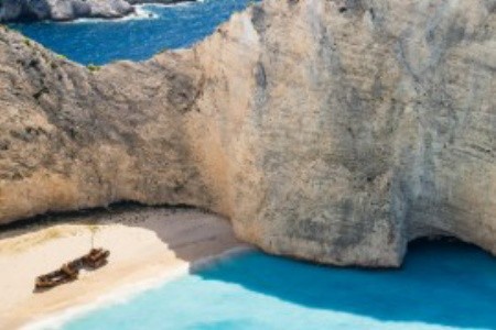 Zakynthos, a türkiz öblökön túl: 8 különleges hely a szigeten, ami többet ígér a strandolásnál