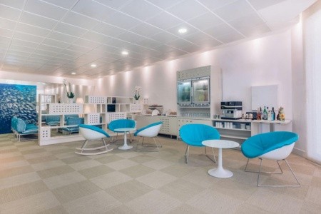 Kanárske ostrovy Tenerife Iberostar Waves Bouganville Playa 12 dňový pobyt All Inclusive Letecky Letisko: Budapešť March 2027 ( 7/03/27-18/03/27)
