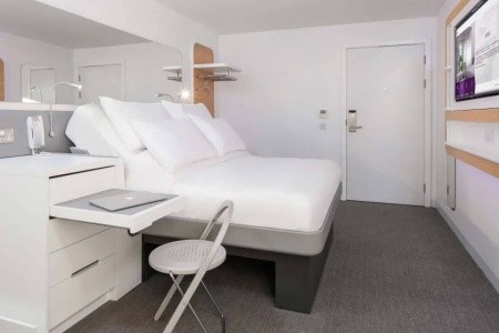 Yotel Edinburgh - 3