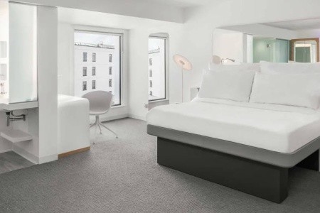 Yotel Edinburgh - 11