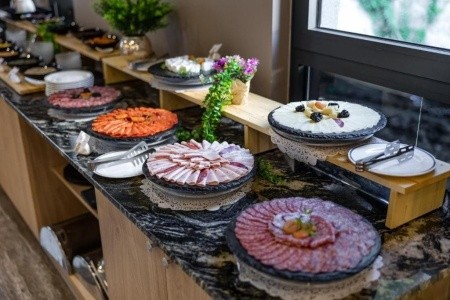 N Hotel - 12