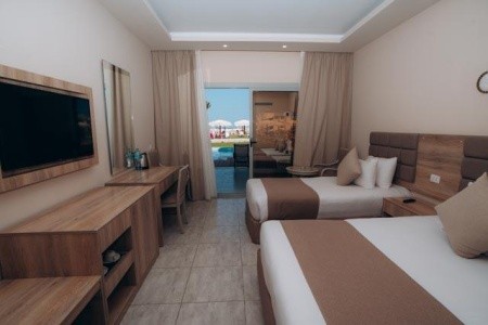 Long Beach Resort - 215