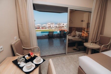 Long Beach Resort - 216