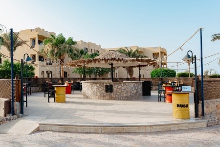 Blend Elphistone Resort - 8