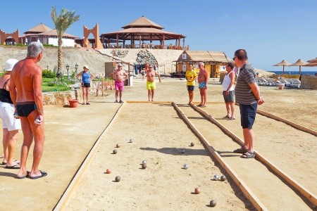 The Three Corners Equinox Beach Resort - 36