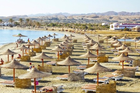 The Three Corners Equinox Beach Resort - 39