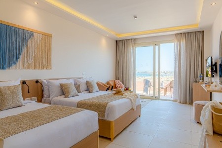 The Three Corners Equinox Beach Resort - 56