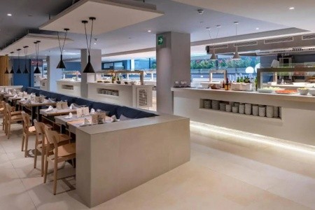 Caprici Beach Hotel & Spa - 11