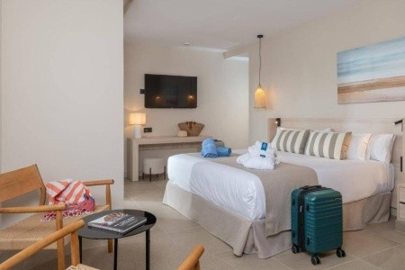 Aqua Hotel The Breeze	(Ex. Aquahotel Montagut) - 10